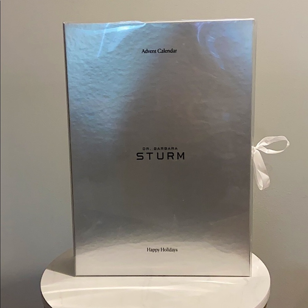 Dr. Barbara Sturm Advent Calendar